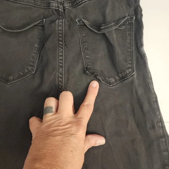 D22  Hollister‎ Womens Ultra High Rise Jean Legging Black Wash Size 25W 30L - Picture 4 of 9
